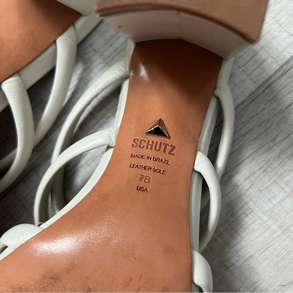 SCHUTZ Felisa Heel Pearl Strappy Block Heels Size 7